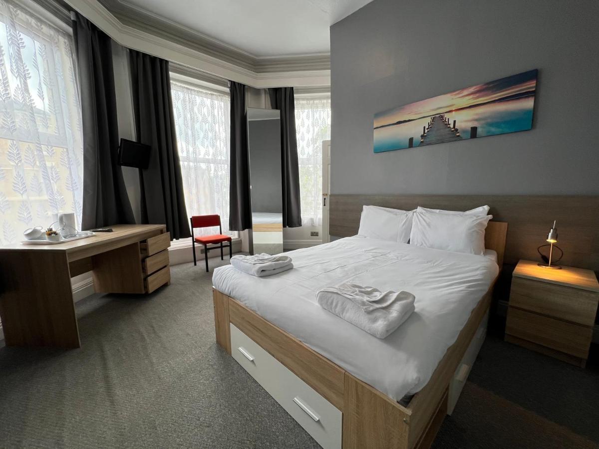 Capital One Hotel Bournemouth Kültér fotó