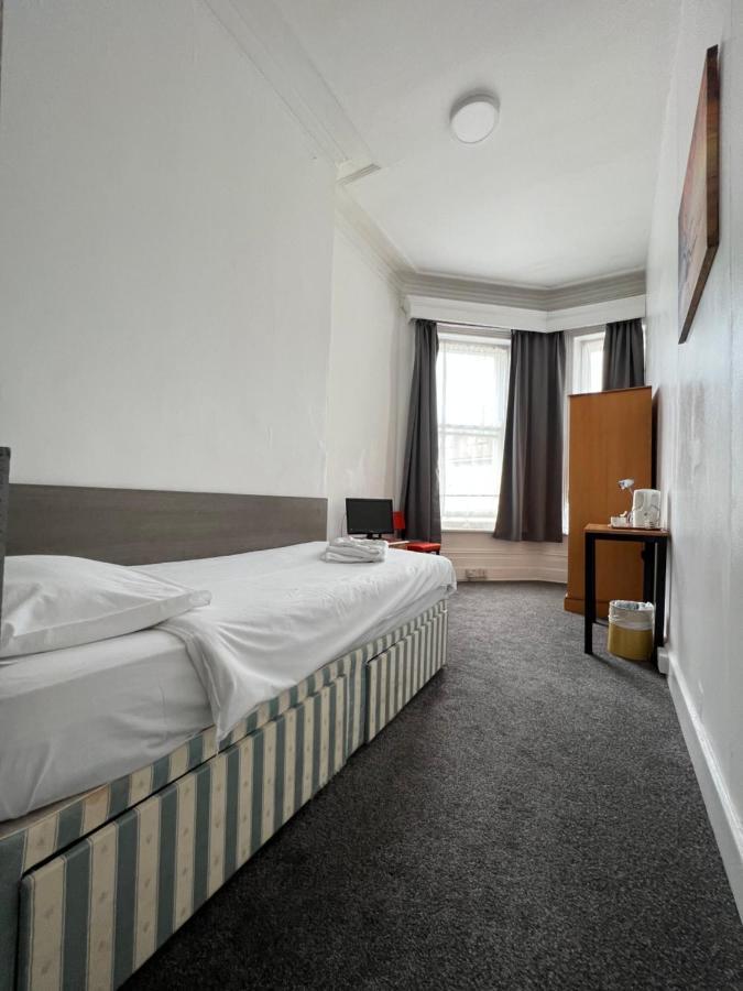 Capital One Hotel Bournemouth Kültér fotó
